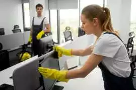 A One Multiservices: Your Go-To for Cleaning Servi, Ishøj