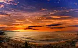Best Time to Visit Puerto Vallarta for Sunny Beach, Manhattan Beach