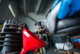 Best Car Engine Oil Change Service in Dubai 