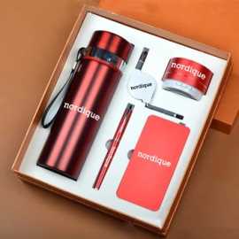 EventGiftSet Offers Executive Gifts From China, Florey