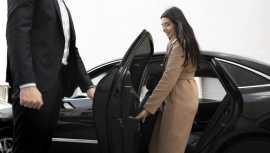 Enjoy Premium Hamilton Airport Limousine Services 