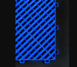 Floor with Modular Interlocking Tiles, Toronto