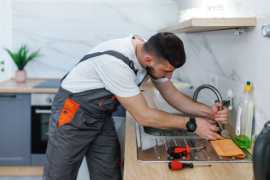 Emergency plumber available anytime,, Miami