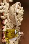 Buy Organic Cold Pressed Groundnut Oil Supplier in, Gandhinagar