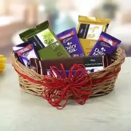 Luxury Gifts and Hampers for Special Occasions, ₹ 599