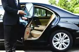 Luxury Limousine Services in Dubai | Wheels Of Ava, Dubai