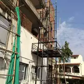 Reliable Hydraulic Goods Lift Manufacturer, Ahmedabad