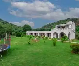 Resorts Near Noida for Day Outing With Activites