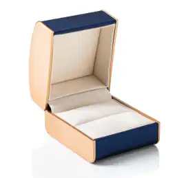 Curve Appeal Ring Box – Elegant Jewelry Packaging , ps 5