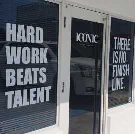 Versatile Vinyl Signs and Graphics, Miami
