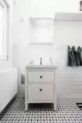 Elegant Custom Bathroom Cabinets in Oakville, Mississauga