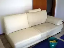 Expert Furniture Cleaning Services in Melbourne , American River