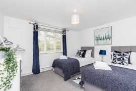 Self Catering Accommodation Crawley, London