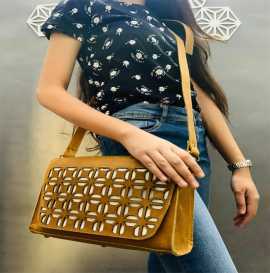 Leading Leather Bags Manufacturer Delivering High, ₹ 0