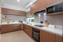 Top Benefits of Working with a Greenply Distributo, New Delhi