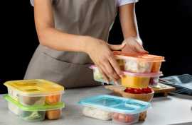 Versatile Packaging-Disposable Containers with lid, Brooklyn
