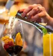 Your Guide to the Best Restaurants in Lake Louise, Lake Louise
