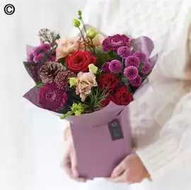 What flower represents the month of september, City of London