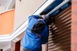 HQ Shopfronts Handle Emergency Shutter Repair , London