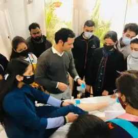 Best Sports Physiotherapist in Noida, New Delhi