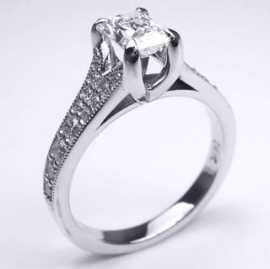 Premium Antique Engagement Rings in Chicago, Chicago