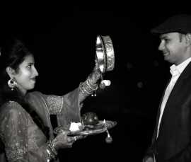 Karwa Chauth Gifts for Husband With Yuvaflowers, New Delhi