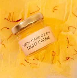 Shop the Perfect Saffron Cream for Skin Whitening, ¥ 650