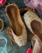 Order Punjabi Jutti for Girls Perfect Match with Y, ₹ 3,390