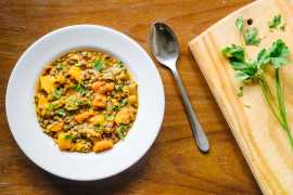 Tasty Lentil Meals Delivered to Your Train Seat, Etawah