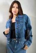 The Best Fabrics for Women’s Jackets: What to Look, Bengaluru