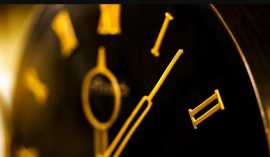 Classic Analog Clocks in Singapore – Timeless Eleg, $ 0