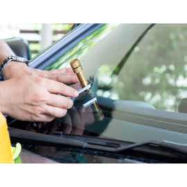 Windshield Rock Chip Repair in Phoenix, Phoenix