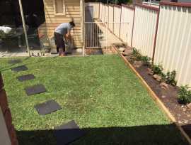 Gardening Roselands, Lurnea