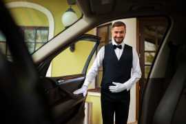 Seamless Airport Transfer Service for Stress-Free , Bukit Timah