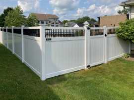 Vinyl Fencing : Built for Strength and Style, $ 500