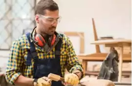 Skilled Kitchen Cabinet Carpenter in Singapore, Bukit Timah