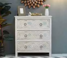 Multi-Purpose Chest of Drawers for Organized Livin, Rp 15,000