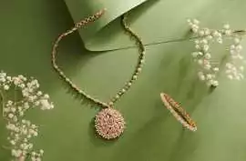 Elegant Jewellery Photography for Dazzling Brand V, Montreal