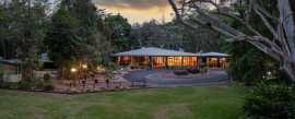 Relax at Eco Friendly Accommodation, Atherton