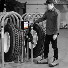Tire Inflation safety cage, Miami