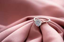 Exquisite Natural Diamond Rings: A Legacy of Brill, London