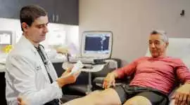 What doctor treats varicose veins?, Lindenhurst