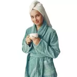 Towel Manufacturer USA Supplies Luxurious Bulk Bat, $ 4