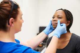 Find the Skin Best Doctor in Agra | Dr. Ishita, Agra