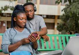 Talk to Strangers at Hottest Free Chat Lines, Chicago