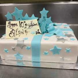 Exceptional Anniversary Special Cakes Await You, $ 0