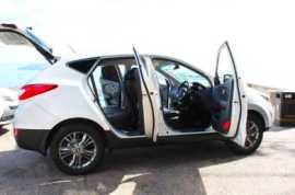 Airport car rental, Victoria