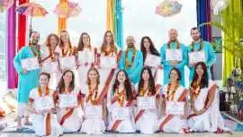 200 ore di YTTC Online in Italia, Rishikesh