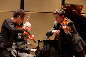 Lin Zhaoyang, Stefan Tarara and Michał Francuz play Shostakovich