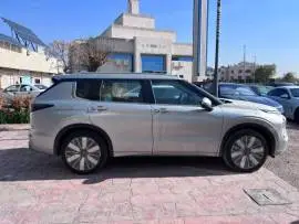 ميتسوبيشي اوتلاندر 2026, دمشق